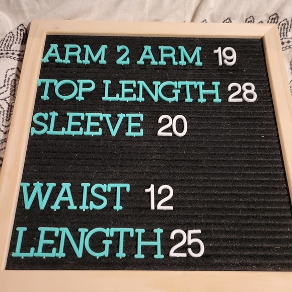 Liz claiborne vintage women's two piece sweater jacket and skirt size small - Picture 2 of 13